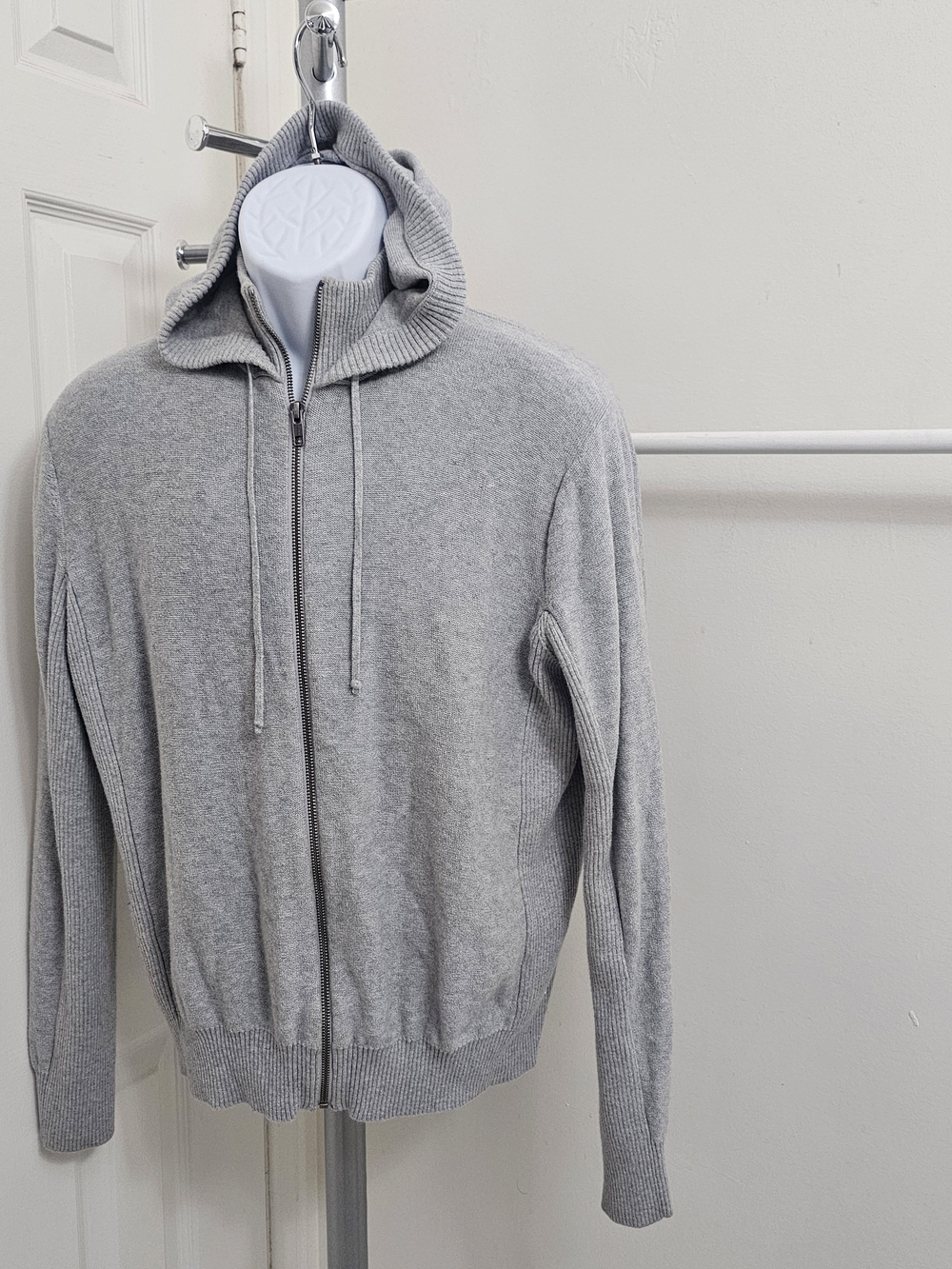 🔥💥Men's Light Gray Zipper Cardigan Sweater, Size M🔥💥